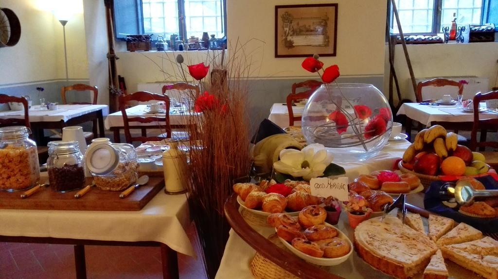 Villa Di Corliano Relais All'Ussero San Giuliano Terme Eksteriør billede